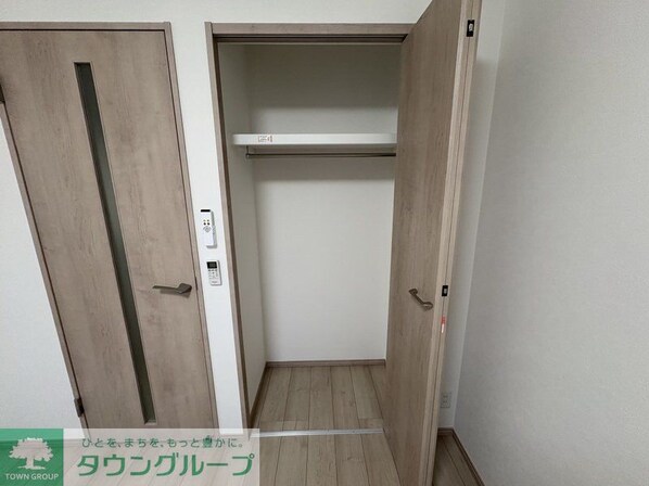 ウエストガーデン幸手中IIIの物件内観写真